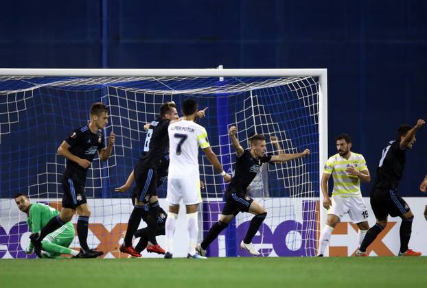 Dinamo je u 1. kolu skupine D na Maksimiru pobjedio Fenerbahče 4:1