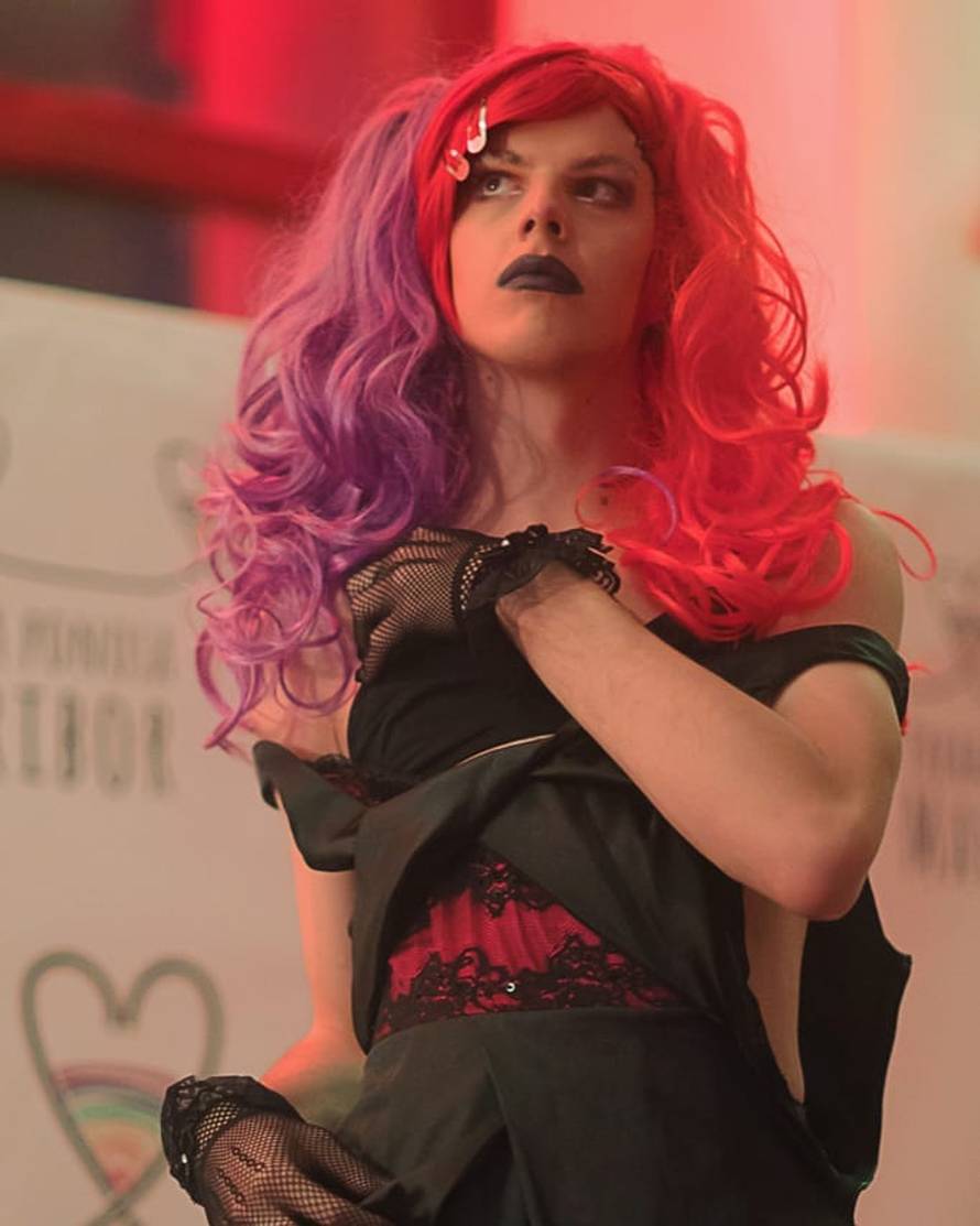 Ante (18): Učim za državnu maturu i nosim mamine haljine