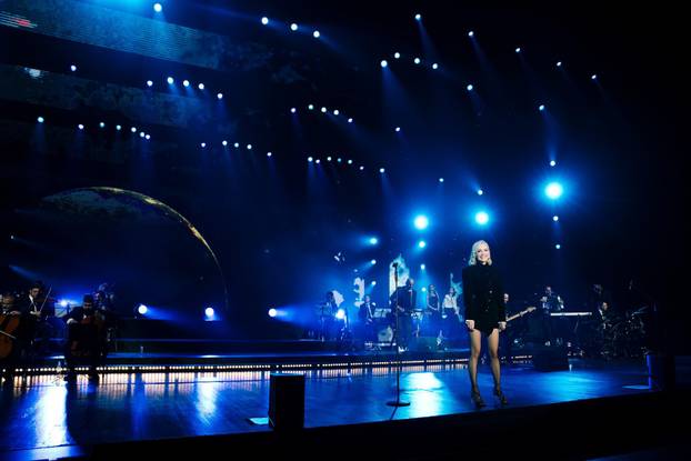 FOTO Sve Rozgine kombinacije iz beogradskog Sava centra: Iz publike ju je gledao i dečko...