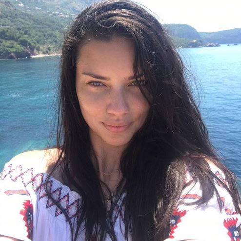 Adriana Lima se zaljubila u proizvod hrvatske pjevačice!