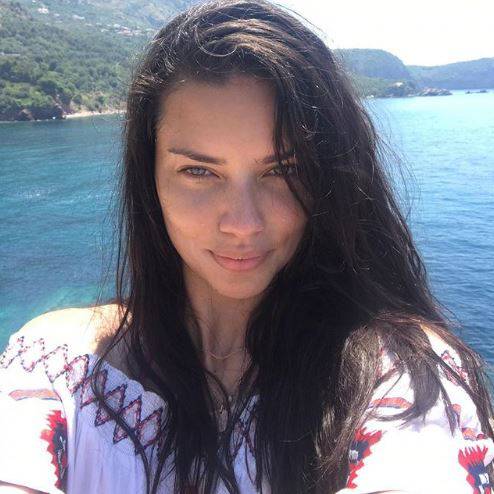 Adriana Lima ponovno ljubi: U vezi s milijarderom iz Turske...