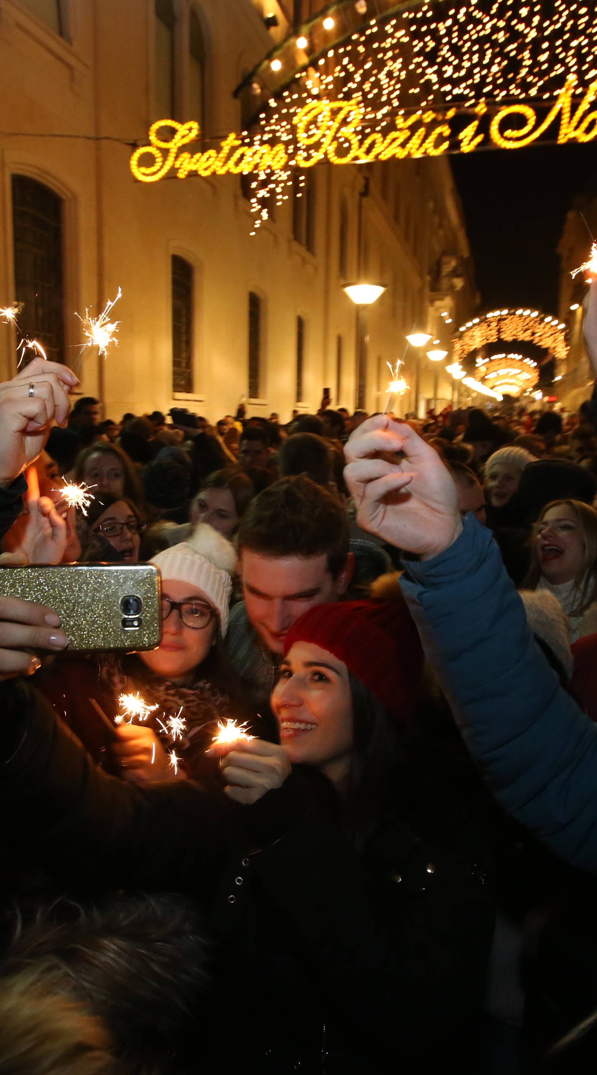 Pogledajte kako je Hrvatska dočekala Novu 2017. godinu