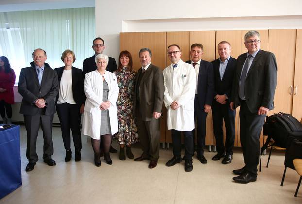 Zagreb: Na Rebru predstavljen CAR T, nova metoda liječenja leukemije kod djece