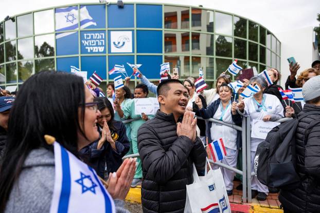 Hostages-prisoners swap deal between Hamas and Israel, in Be'er Ya'akov