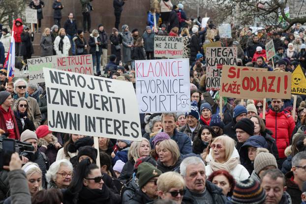 Zagreb: Prosvjed protiv kompleksa industrijskih megafarmi i klaonica peradi u Sisačko-moslavačkoj županiji