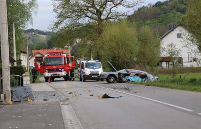 U Zagorju je automobil sletio s ceste, poginuo je mladi vozač