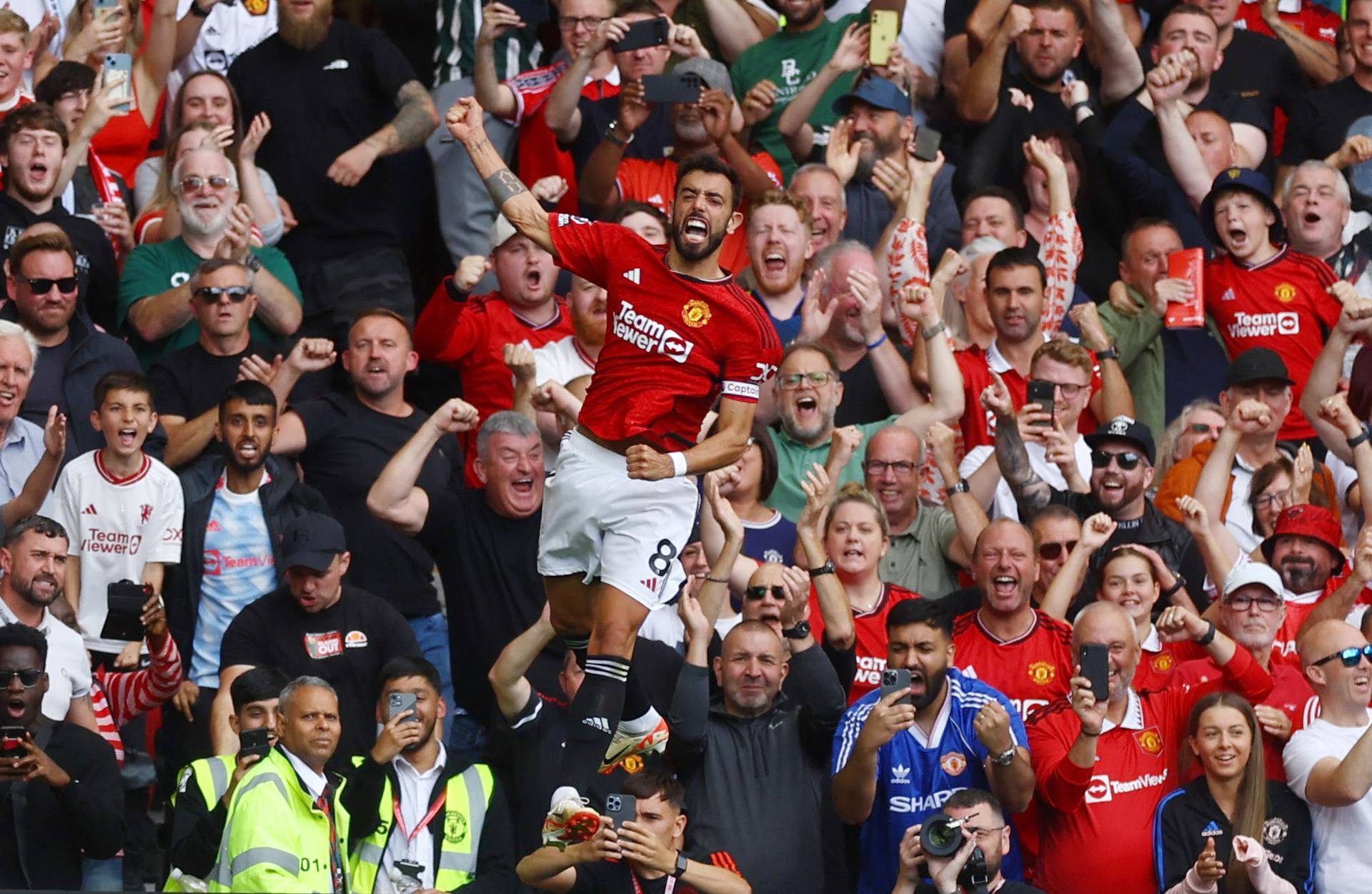 Premier League - Manchester United v Nottingham Forest