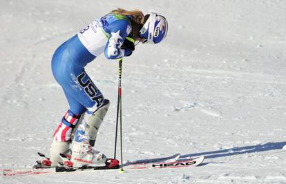 Vonn slomila prst na ruci, no ipak nastupa u slalomu 