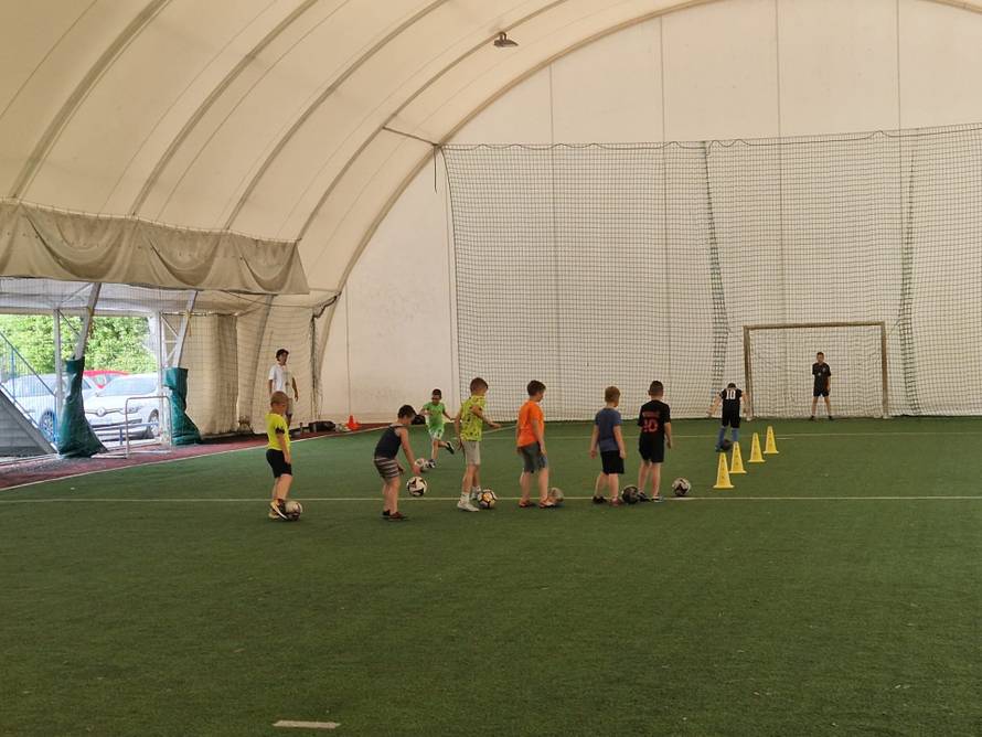 Lijepa priča u Dubravi: Top sport škola nogometa poziva djecu na bavljenje sportom i rekreaciju