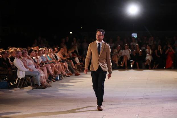 Pula: Modna revija Anje Stehlik