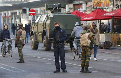 Uhićen novi osumnjičeni kojeg povezuju s napadima na Pariz