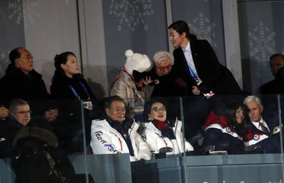 Sestra Kim Jong-una sjedila iza američkog potpredsjednika