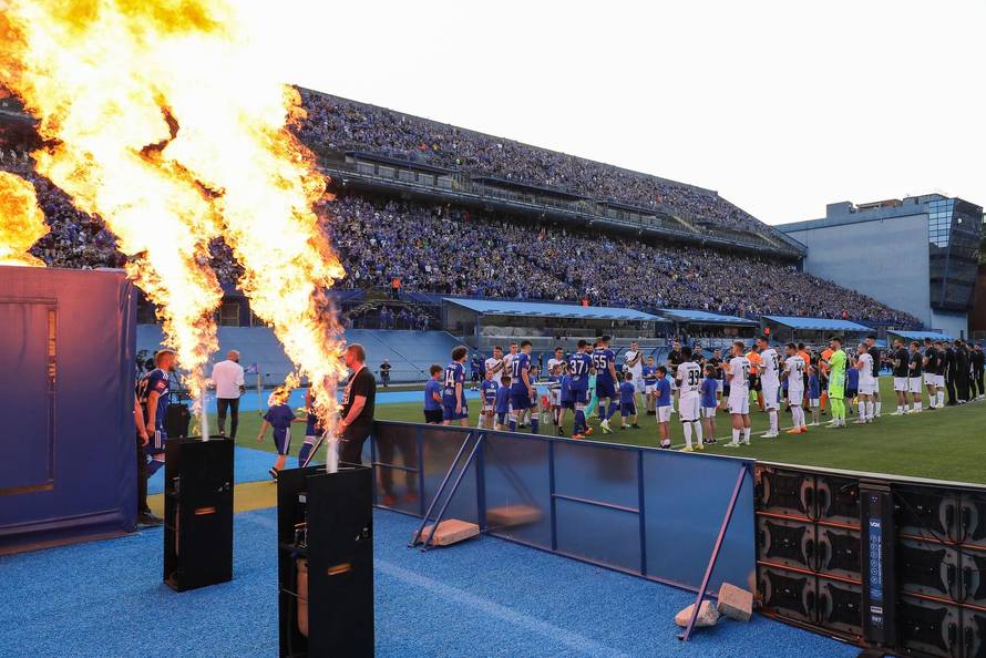 Zagreb: Atmosfera na stadionu prije po?etka utakmice Dinamo - Gorica
