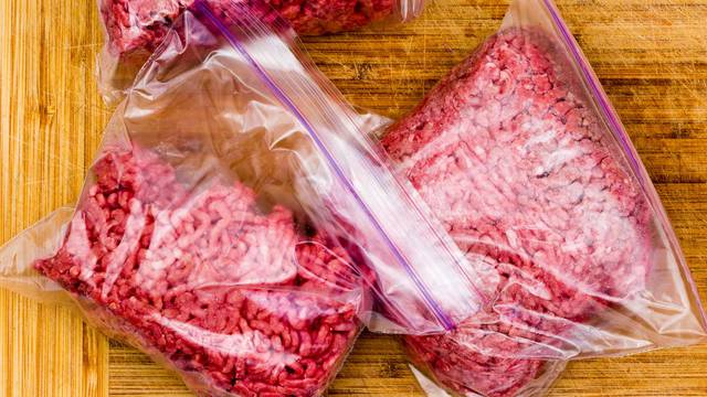 Zamrzavate li meso pravilno? Kako duže traje i što ne raditi