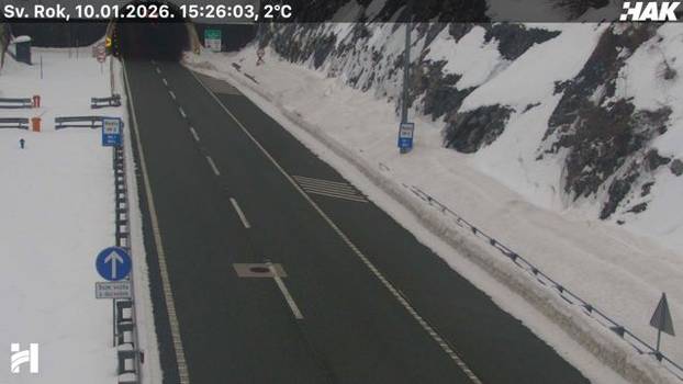 FOTO Pogledajte situaciju na autocestama: Snijeg još pada, stvara se poledica, ima i magle