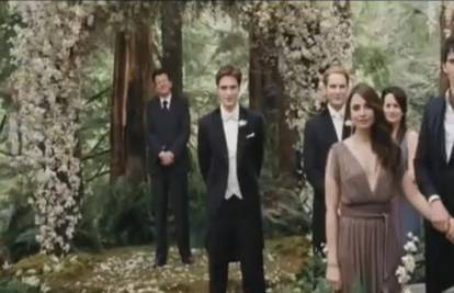 Edward Cullen i Bella Swan vjenčat će se u cvjetnom vrtu 