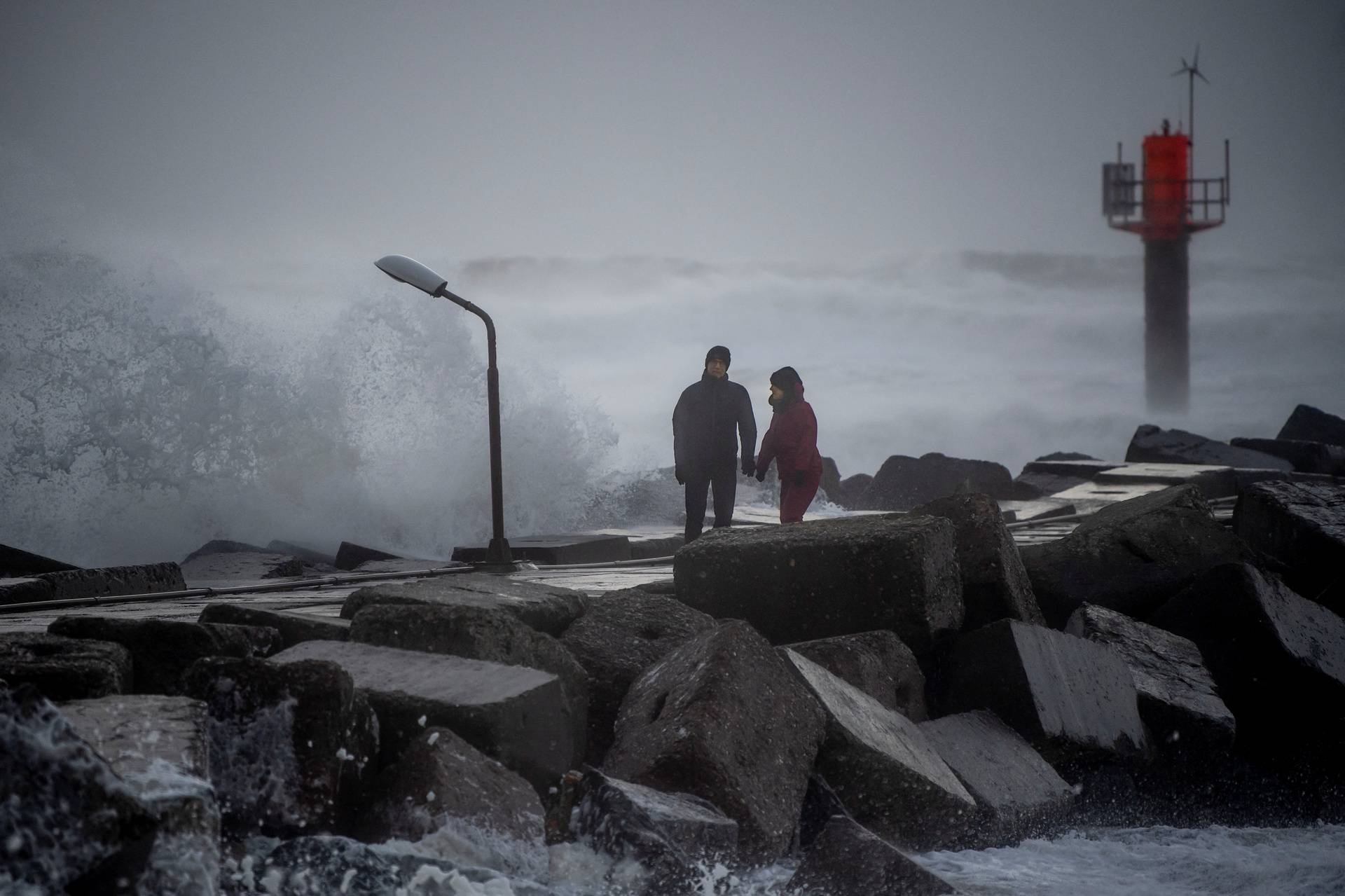 Storm Otto approaches Thorsminde