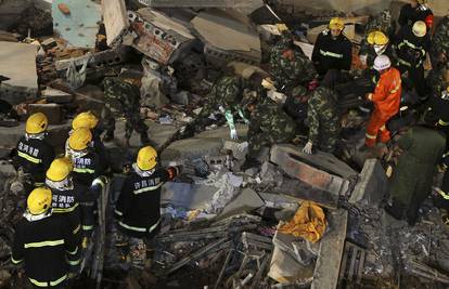 Najmanje 17 poginulih u Kini: Urušila se zgrada koju su širili