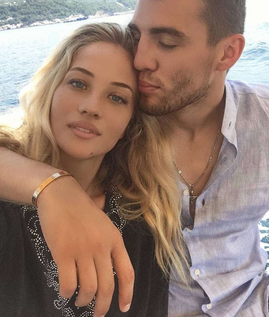 Mateo ganuo Izabel dvokatnom tortom i otkrio njezin nadimak