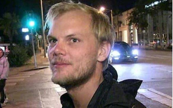 Nakon dva mjeseca: DJ Avicii pokopan uz suze, ruže i stihove