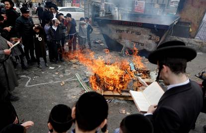 Istraživanje: Hrvati sve više vjeruju u antisemitske teorije zavjere, ne podnose političare