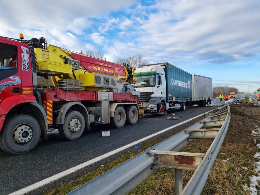 Vozač jednog od kamiona iz sudara kod Novske: 'Čista je sreća da netko nije poginuo'