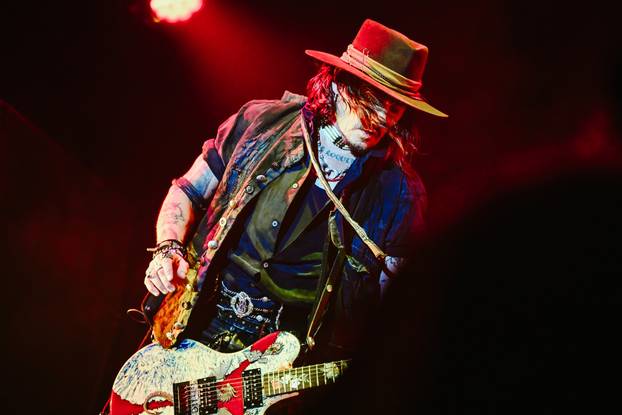 Zagreb: Koncert benda Hollywood Vampires u Areni