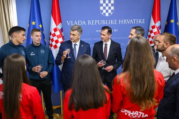 Zagreb: Predsjednik Vlade Andrej Plenković primio je izaslanstvo Hrvatskog taekwondo saveza