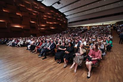 FOTO U krcatom Lisinskom José Carreras raznježio izvedbama