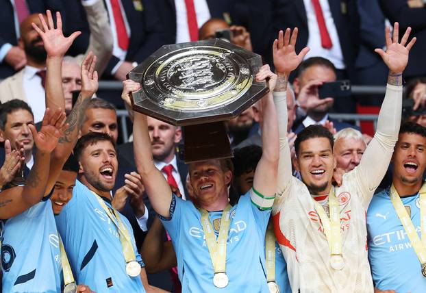 Community Shield - Manchester United v Manchester City