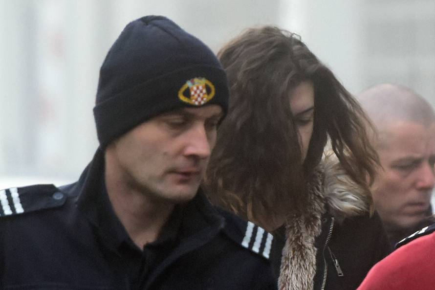 'Pičila' me u venu': Izmamila je bivšeg dečka iz kuće i ubila ga