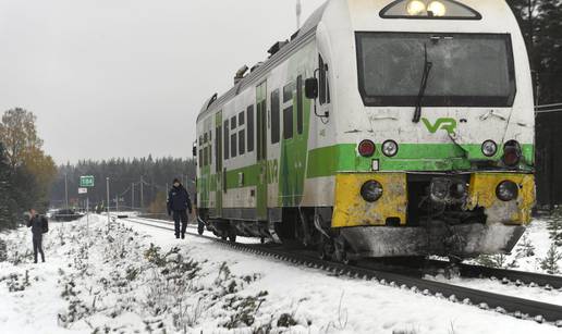 Muškarca (87) pregazio  vlak, prošao samo s ogrebotinama