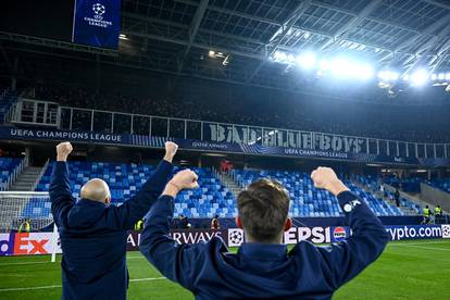 FOTO Boysi 'zapeli' na stadionu, dinamovci se vratili na travnjak. Pogledajte veliku proslavu