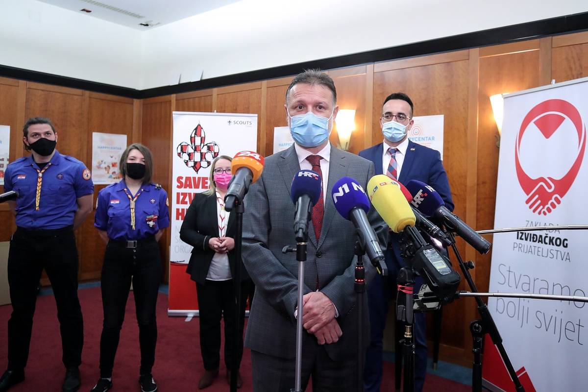 'Miroslav Škoro će nastaviti gubitnički niz, a nije mi jasno zašto ulazi u izgubljene bitke'