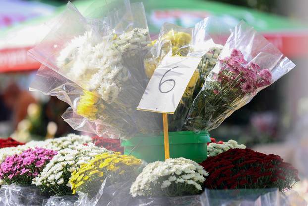 Split: Blagdan Svih svetih i Dušni dan na Lovrincu