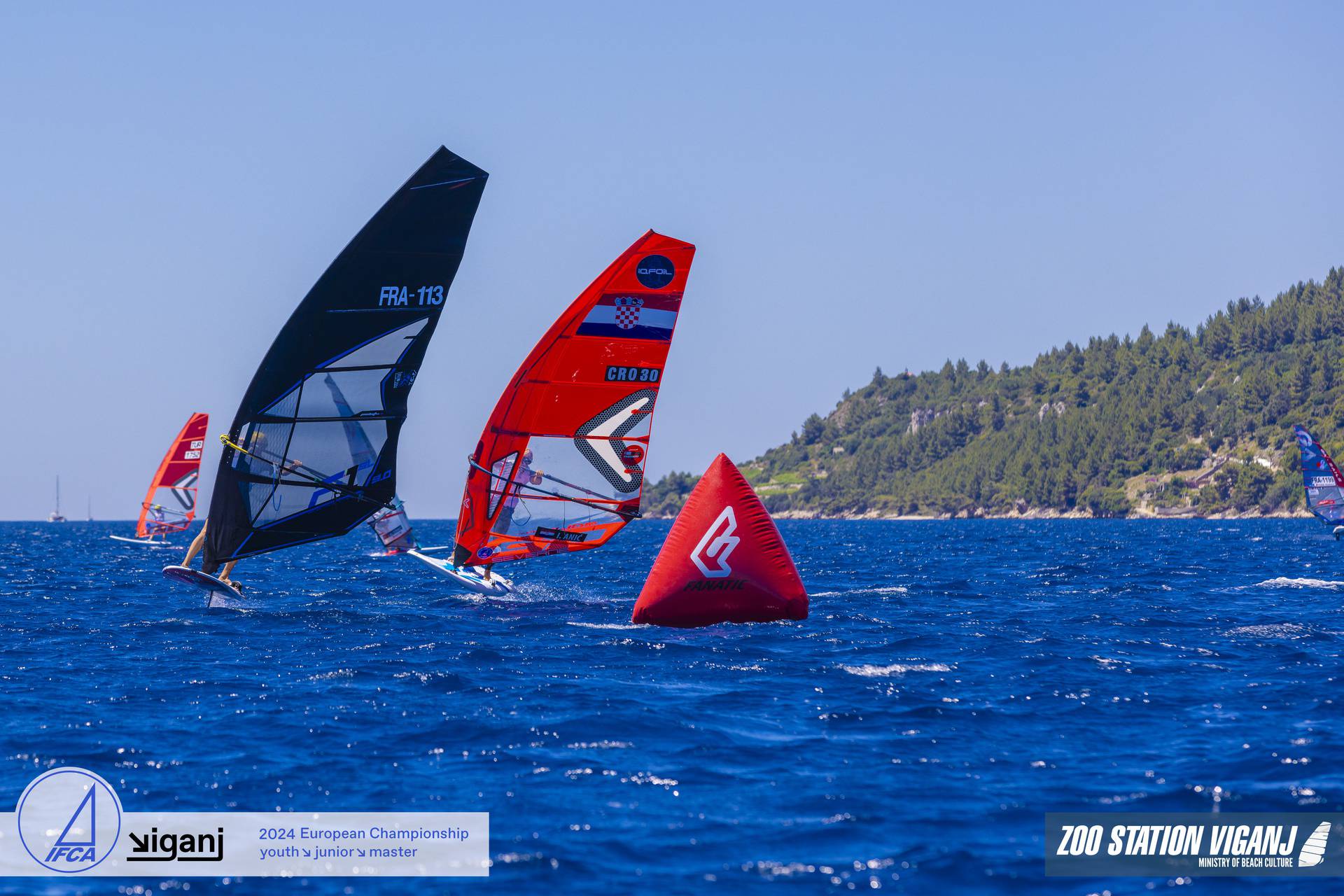 Sjajan start za Hrvatsku na IFCA Youth & Junior natjecanju u jedrenju na dasci u Vignju