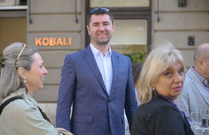 Filipović danas živi bolje nego ministar i premijer! Posao je lagodniji, a lova mu samo kapa