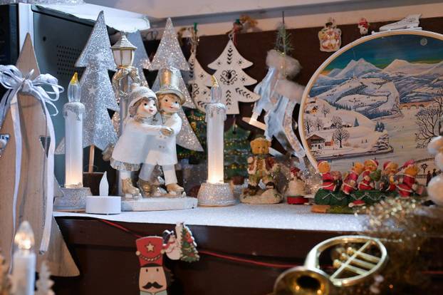 24SATA Zagreb: Stan ukrašen blagdanskim dekoracijama