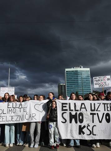 Sarajevo: Prosvjed nakon stravi&ccaron;ne tramvajske nesre&cacute;e, gra&dstrok;ani tra&zcaron;e odgovornost nadle&zcaron;nih