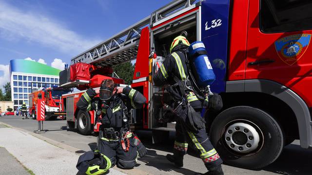 Zagreb: U Hrvatskom narodnom kazalištu održana vježba evakuacije i spašavanja