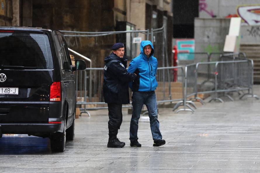 Rijeka: Privodjenje osumnjicenih na ispitivanje u USKOK