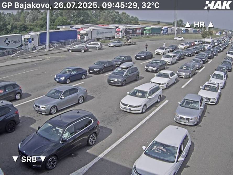Pojačan promet na cestama, kilometar kolone kod Lučkog