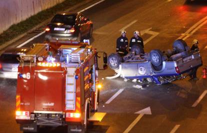 Čudo kod Splita: Auto je pao s nadvožnjaka, nema ozlijeđenih