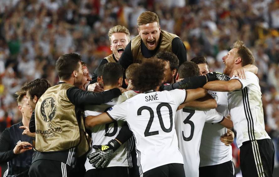 Germany v Italy - EURO 2016 - Quarter Final