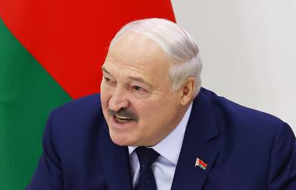 Namještenko, ups Lukašenko novi-stari predsjednik. Osvojio 87,6 posto glasova na izborima