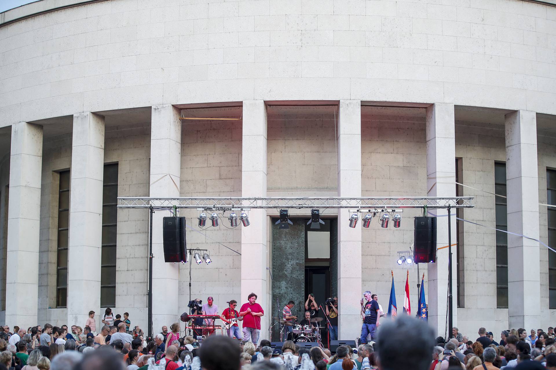 Zagreb: Koncert TBF-a povodom Dana antifašističke borbe