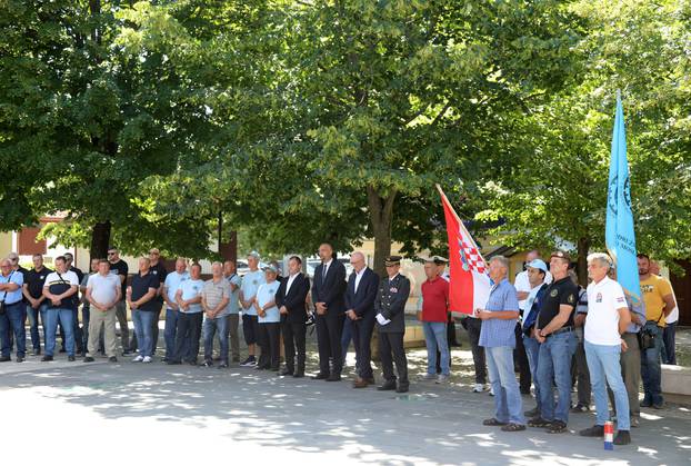 U Kninu svečano obilježen Dan logoraša i Dan Logora Knin