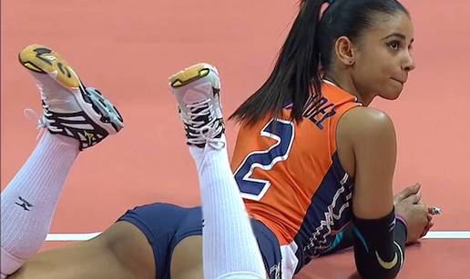 FOTO Sje&cacute;ate se nje? Zbog ove odbojka&scaron;ice kamermanu su dali otkaz. I odjednom je nestala...