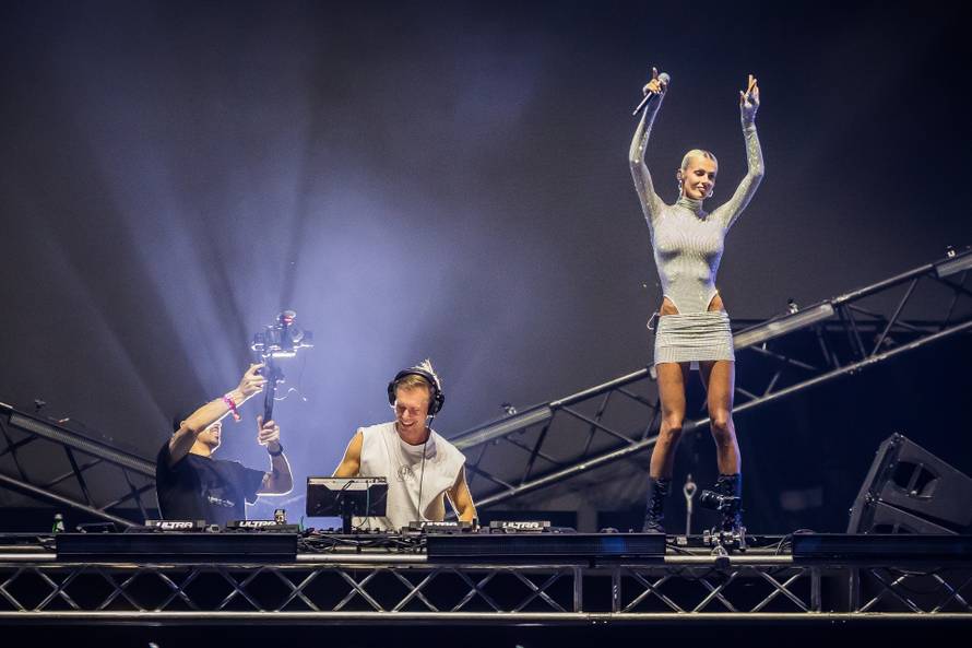 Treća večer Ultra Europe Festivala.  Nastup DJ-a Armin Van Buuren.