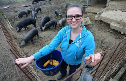 Natječe se za najbolju u EU: Martina (25) uzgaja crne svinje